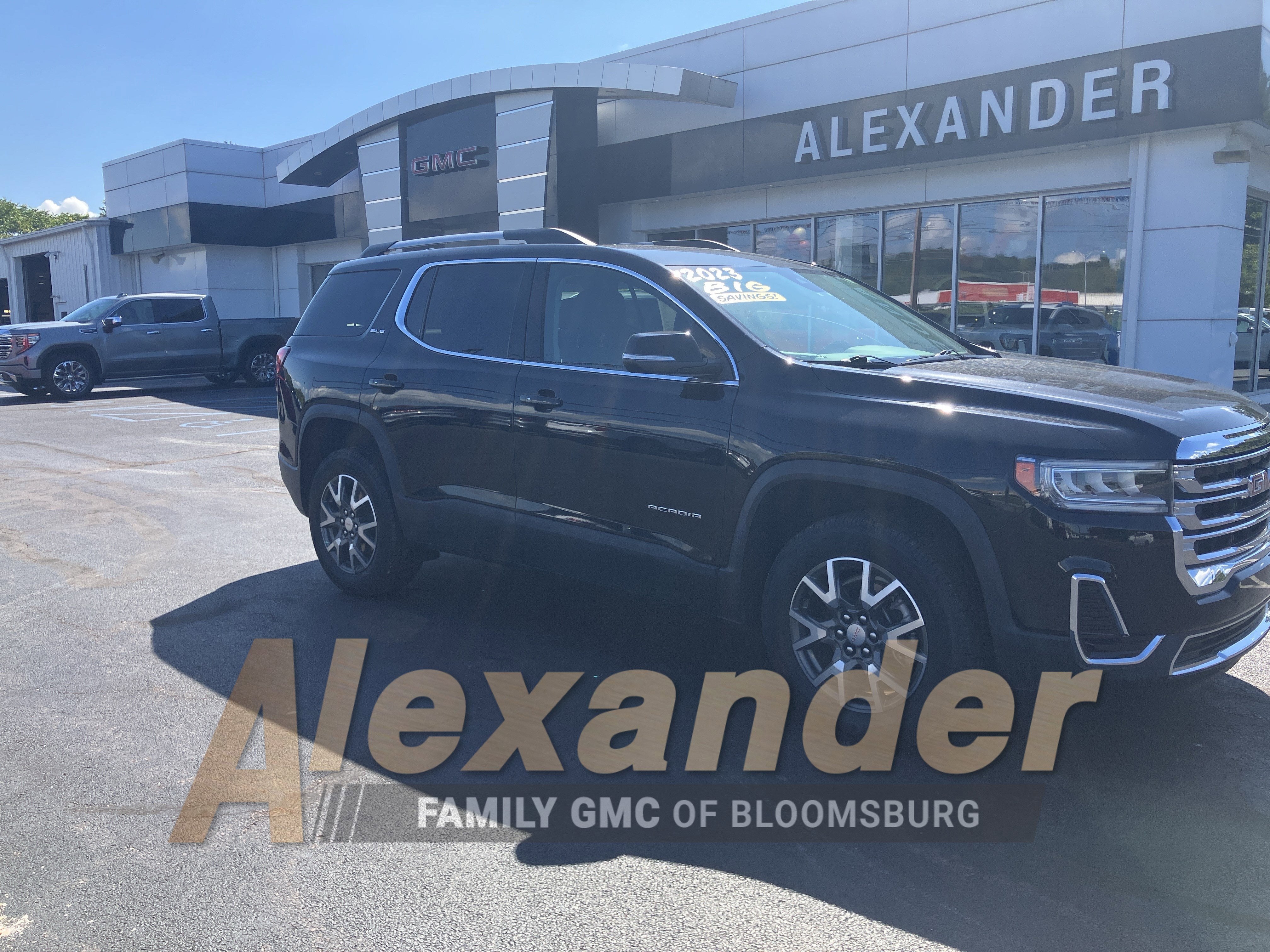 2023 GMC Acadia SLE