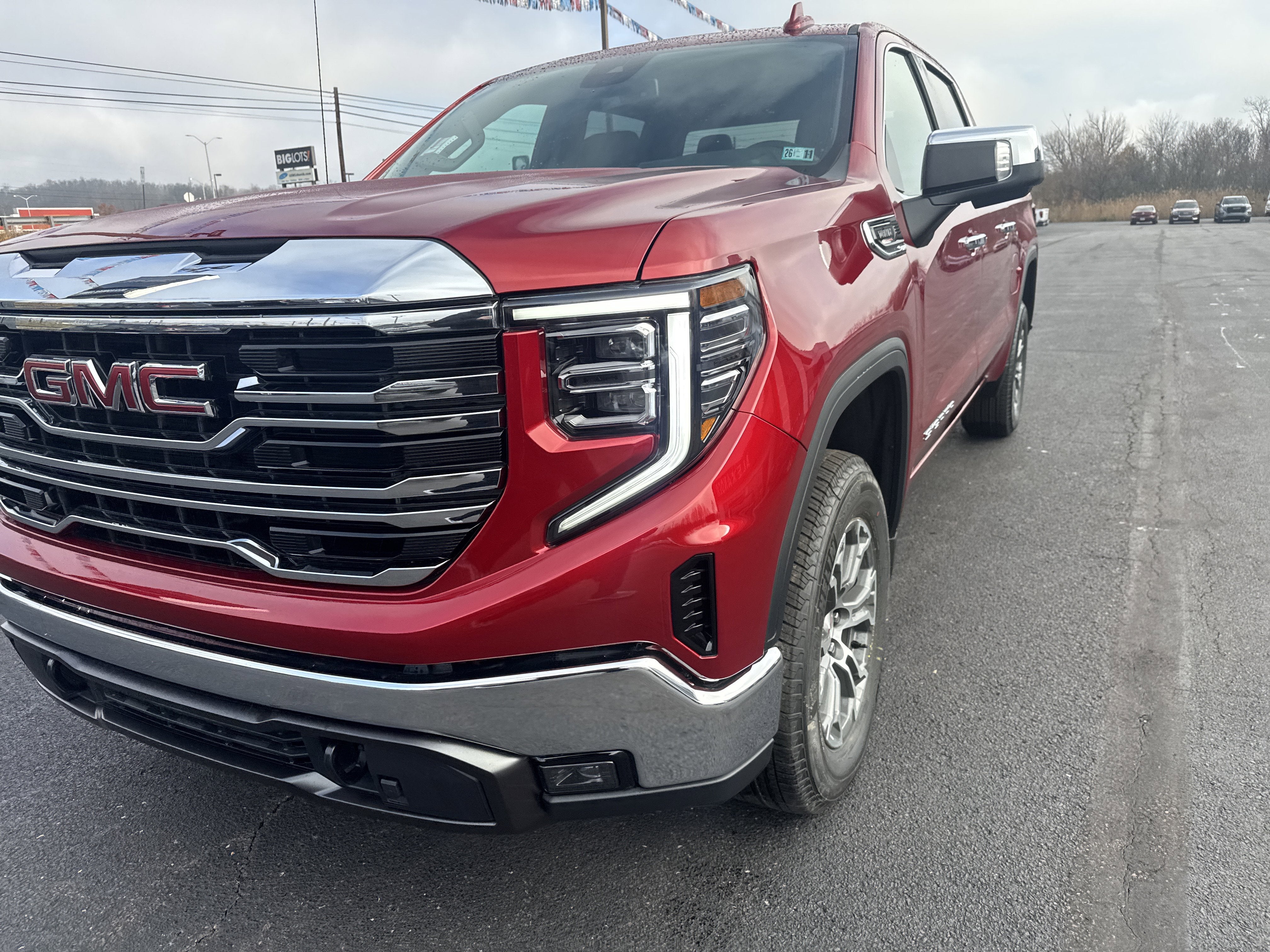 2026 GMC Sierra 1500 SLT