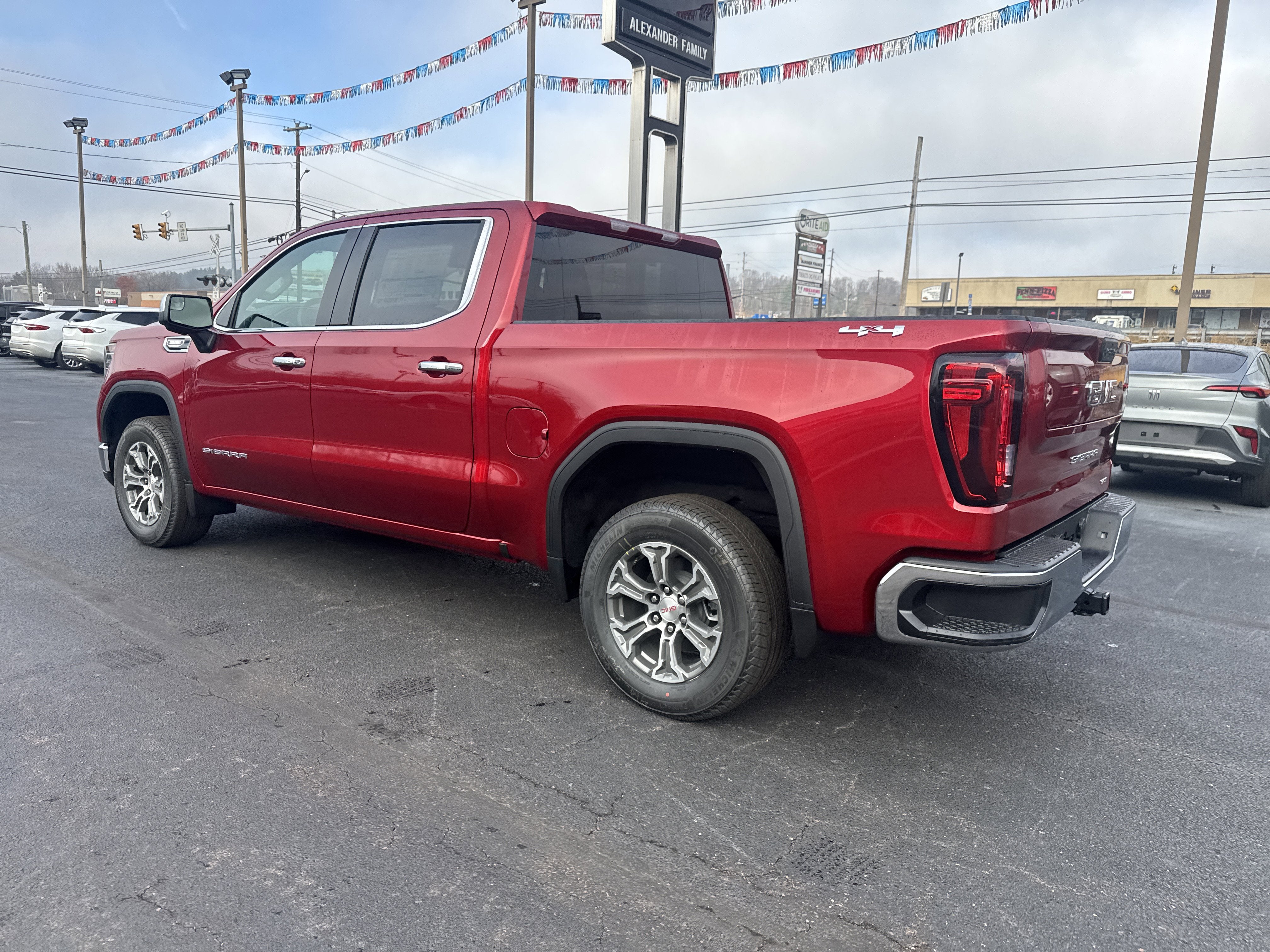 2026 GMC Sierra 1500 SLT