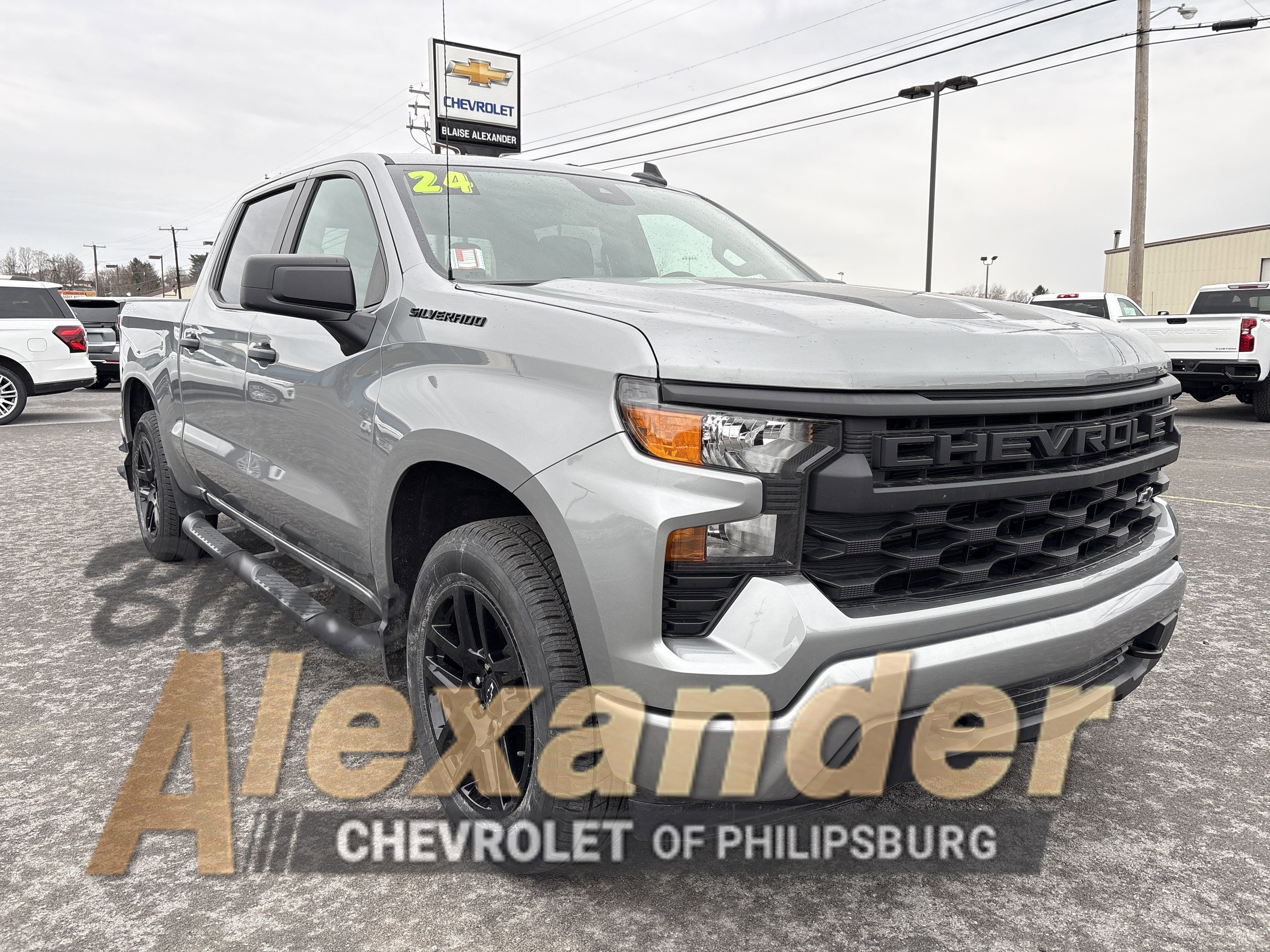 2024 Chevrolet Silverado 1500 Custom