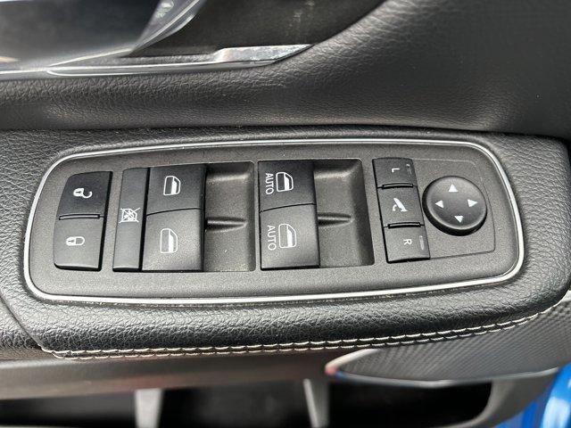 2024 RAM 1500 Laramie 4x4 Crew Cab 5'7" Box