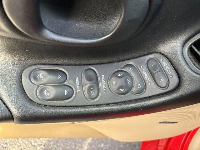 2003 Chevrolet Corvette Base