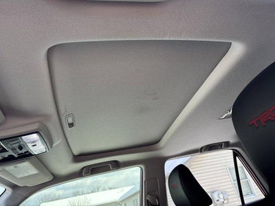 2022 Toyota 4Runner TRD Off Road Premium 4WD (Natl)