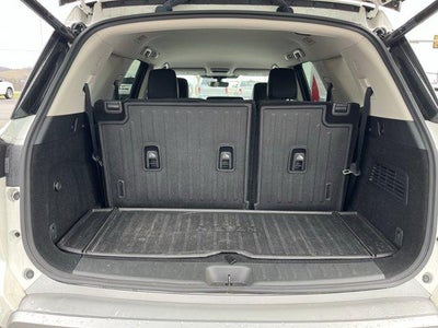 2023 Nissan Pathfinder SL 4WD